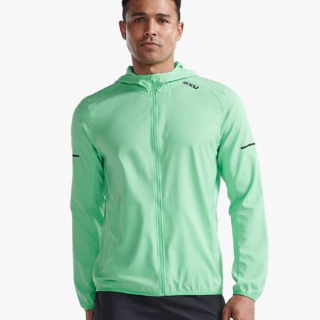 2XU Aero Jakki, Karla